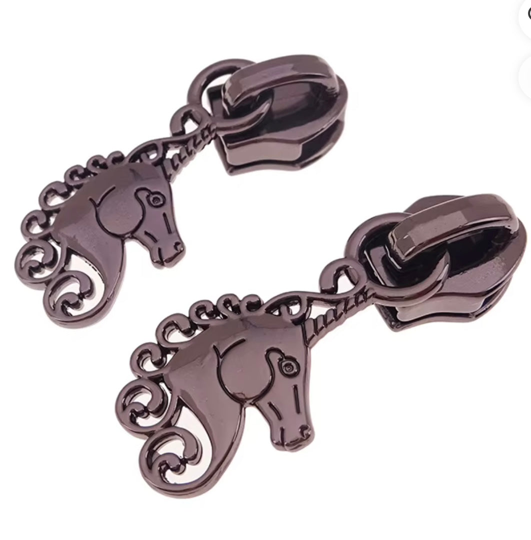 Horse Zipper pull