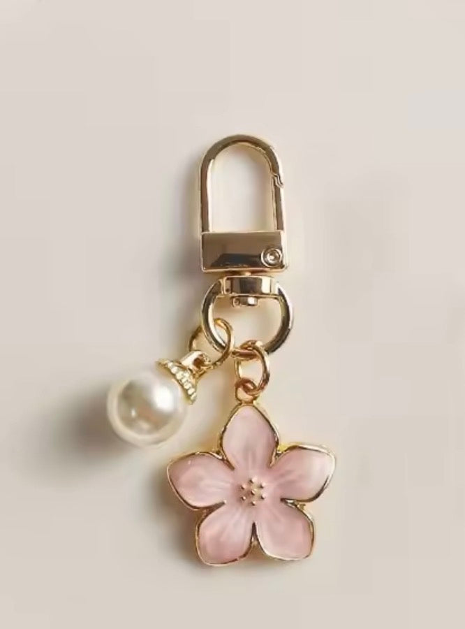 Flower Pearl Pendant
